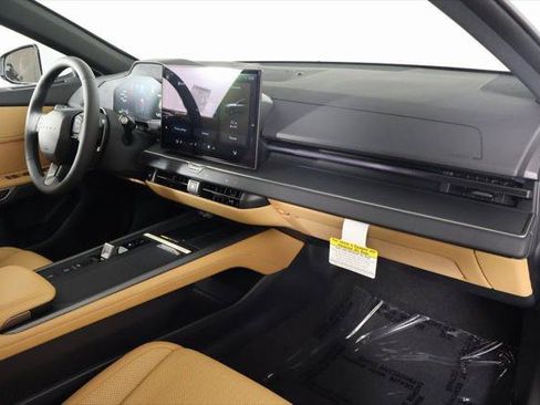 Certified 2026 Lexus ES 350e w/ Convenience Package FWD image 9