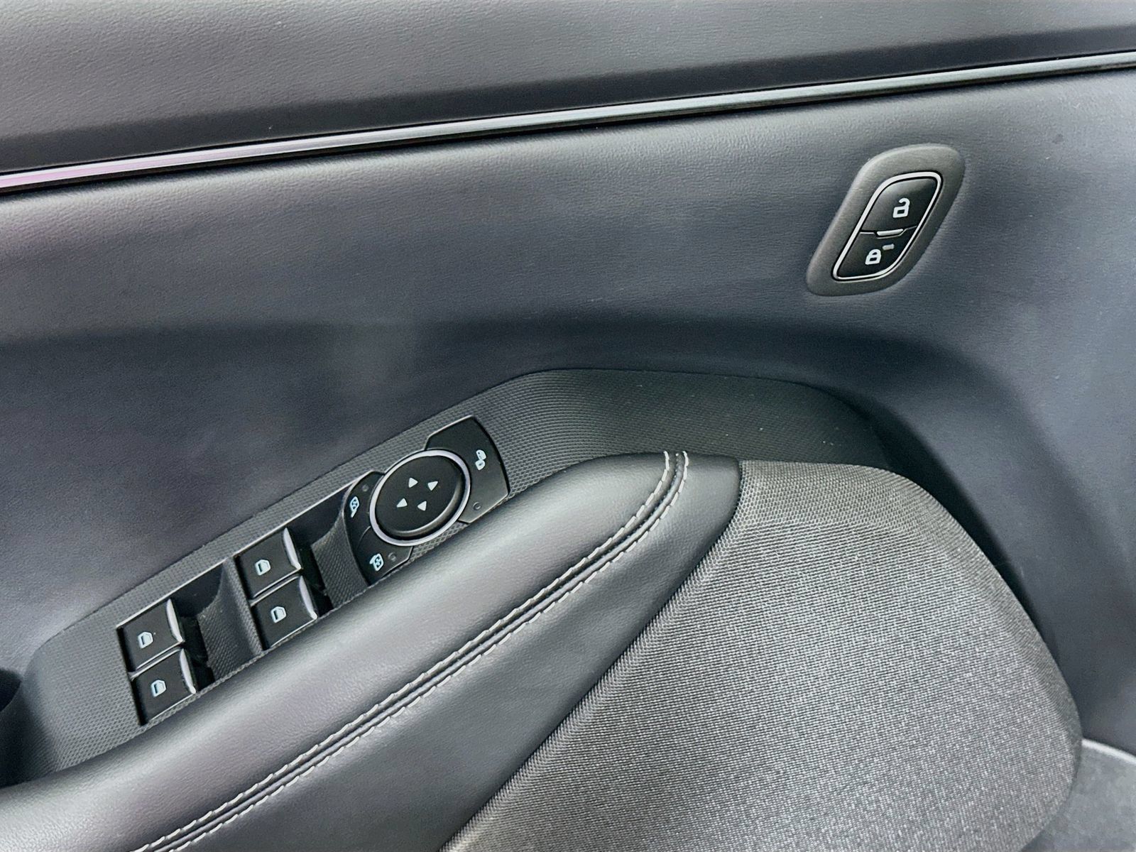 Used 2023 Ford Mustang Mach-E Select AWD/4WD image 18