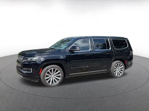Used 2023 Jeep Grand Wagoneer Series II AWD/4WD image 8
