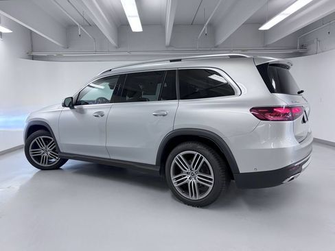 Certified 2024 Mercedes-Benz GLS 450 4MATIC image 8