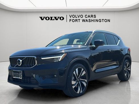 Certified 2023 Volvo XC40 B5 Ultimate w/ Protection Package Premier AWD/4WD image 1