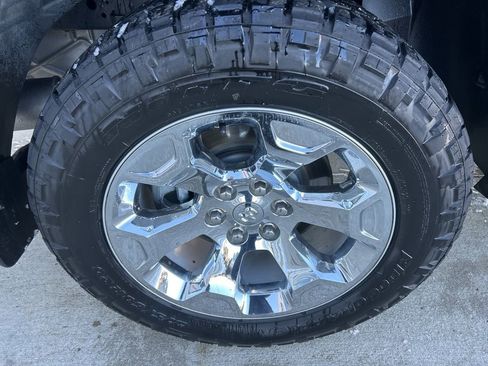 Used 2021 RAM 1500 Laramie image 29