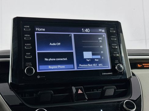 Used 2021 Toyota Corolla LE w/ LE Convenience Package FWD image 21
