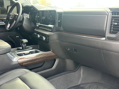 Used 2024 GMC Sierra 1500 Elevation w/ Elevation Premium Package image 22