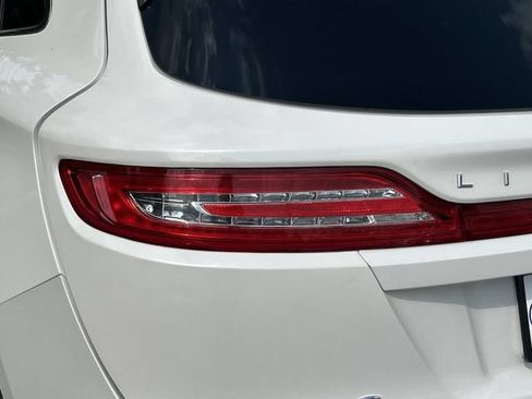 Used 2016 Lincoln MKC Reserve FWD image 11