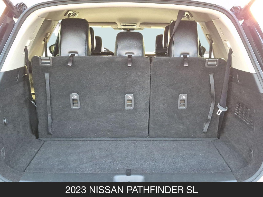Used 2023 Nissan Pathfinder SL FWD image 24