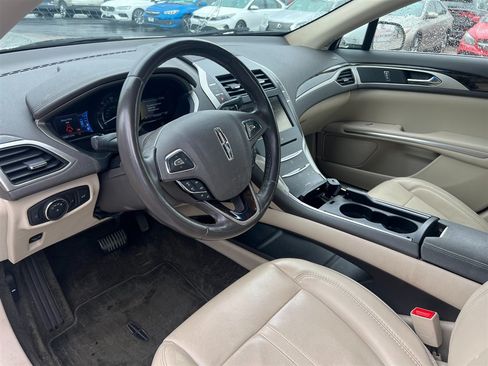 Used 2016 Lincoln MKZ Hybrid w/ Equipment Group 600A Reserve FWD image 4