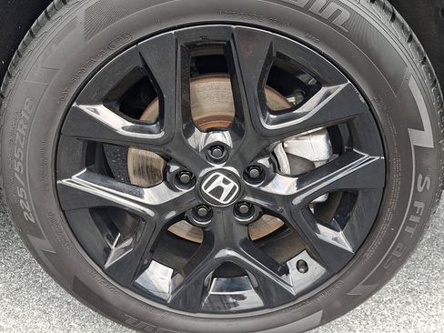 Certified 2024 Honda HR-V Sport image 8