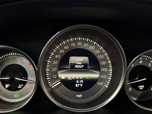 Used 2013 Mercedes-Benz C 250 Sedan image 13