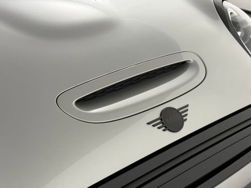 Certified 2024 MINI Cooper SE image 13