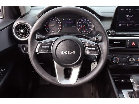 Used 2024 Kia Forte LXS FWD image 10
