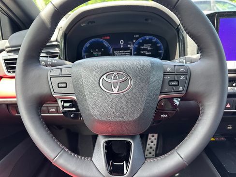 Used 2026 Toyota Camry XSE FWD image 19