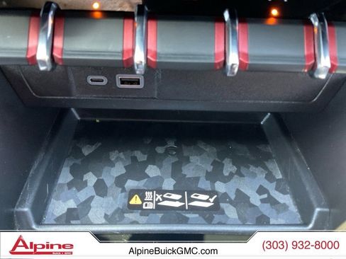 Used 2025 GMC Canyon AT4 w/ AT4X Package AWD/4WD image 19
