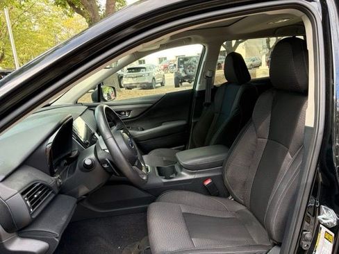 Used 2024 Subaru Outback Premium AWD/4WD image 19