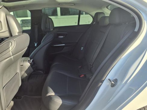 Used 2023 Mercedes-Benz C 300 4MATIC Sedan image 19