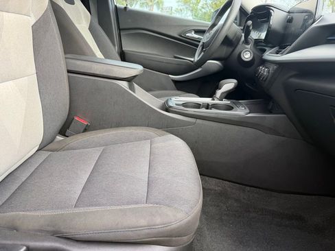 Used 2024 Chevrolet Trax LS image 11