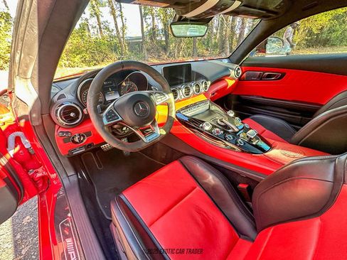 Used 2016 Mercedes-Benz AMG GT S image 26