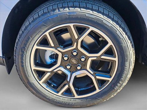 New 2026 Ford Maverick Lariat w/ 4K Tow Package image 10