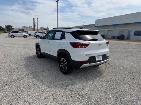 Used 2025 Chevrolet TrailBlazer LT FWD image 5