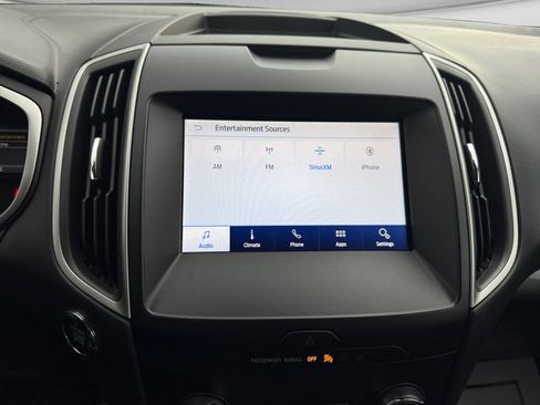 Used 2020 Ford Edge SEL FWD image 24