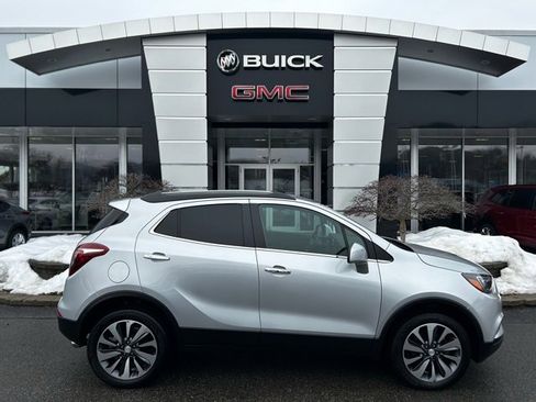 Used 2022 Buick Encore Preferred w/ Safety Package image 28