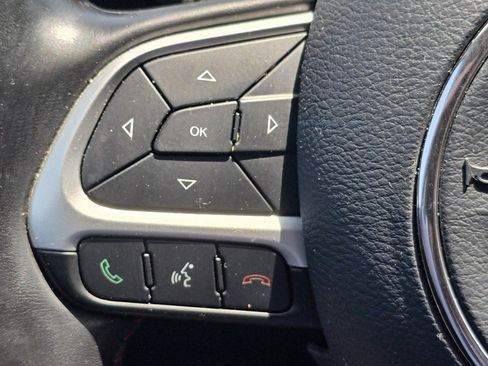 Used 2019 Jeep Compass Trailhawk AWD/4WD image 14
