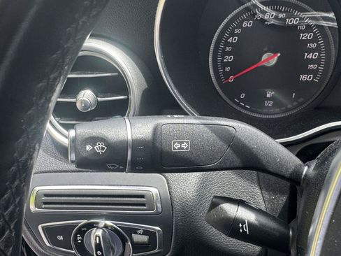Used 2015 Mercedes-Benz C 300 4MATIC Sedan image 25
