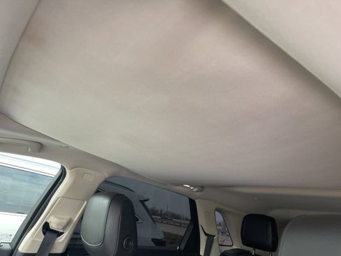 Used 2017 Cadillac XT5 Luxury w/ Driver Awareness Package image 8