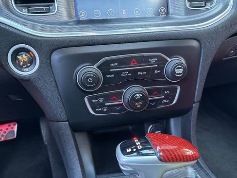 Used 2017 Dodge Charger R/T Scat Pack w/ Beats Audio Group image 40