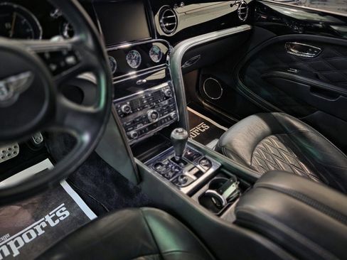 Used 2017 Bentley Mulsanne image 34