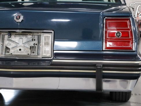 Used 1987 Pontiac Grand Prix LE image 35