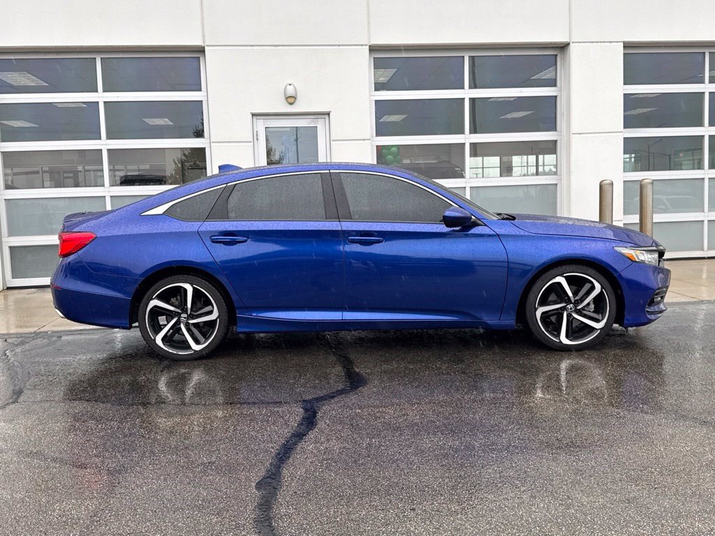 Used 2019 Honda Accord Sport image 3