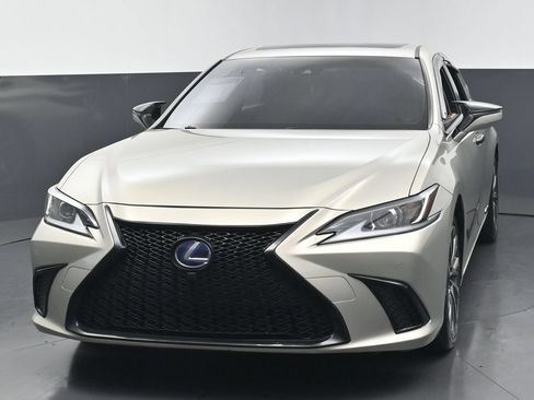 Used 2019 Lexus ES 300h w/ Premium Package FWD image 7