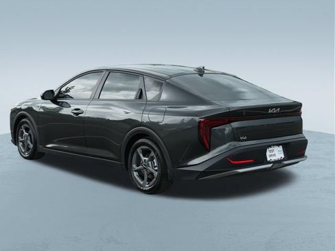 Used 2025 Kia K4 FWD image 5