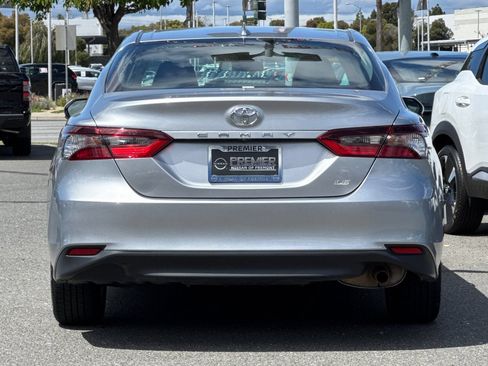 Used 2024 Toyota Camry LE FWD image 5