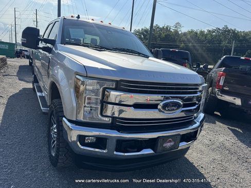 Used 2019 Ford F350 Lariat w/ Lariat Ultimate Package AWD/4WD image 4
