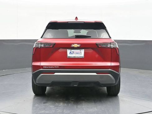 Used 2026 Chevrolet Equinox LT w/ Convenience Package II AWD/4WD image 10