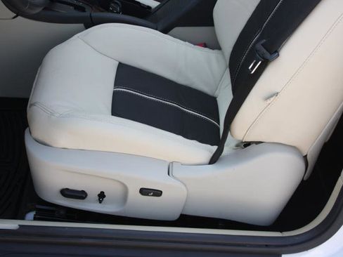 Used 2009 Saab 9-3 2.0T image 29