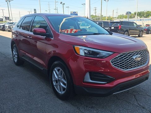 Used 2024 Ford Edge SEL AWD/4WD image 6