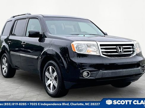 Used 2015 Honda Pilot Touring image 1