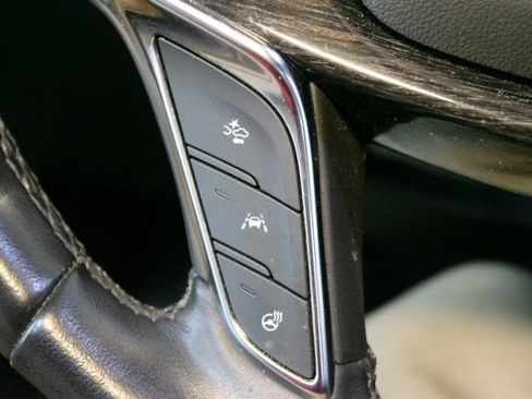 Used 2021 Cadillac XT5 Premium Luxury AWD/4WD image 23