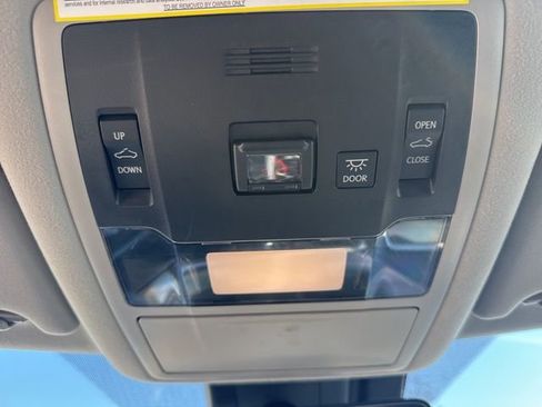 Used 2022 Lexus RX 450h 450h w/ Premium Package image 28