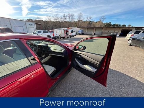 Used 2024 Honda Accord EX image 24