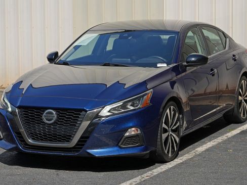Used 2020 Nissan Altima 2.5 SR FWD image 41