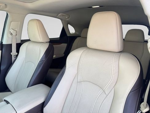Used 2017 Lexus RX 350 FWD w/ Premium Package image 18