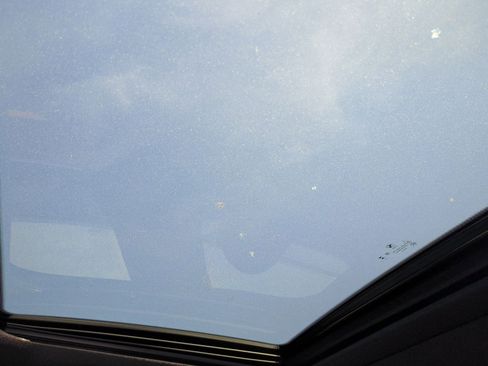 Certified 2023 BMW i4 eDrive35 w/ Premium Package image 28