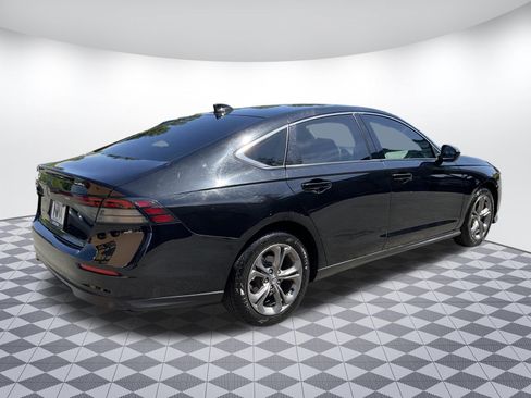 Used 2024 Honda Accord EX image 3
