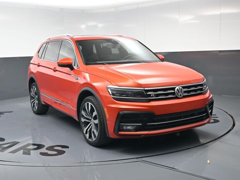 Used 2019 Volkswagen Tiguan SEL Premium R-Line image 3
