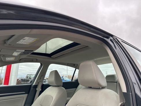 Certified 2021 Nissan Altima 2.5 SV w/ SV Premium Package image 20