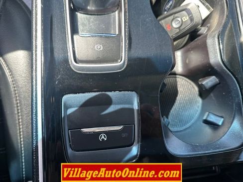 Used 2019 Ford Edge SEL w/ Equipment Group 201A AWD/4WD image 26